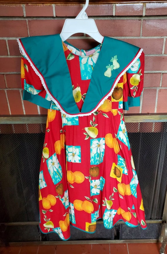 Adorable vintage Mexican-made child's dress, size 