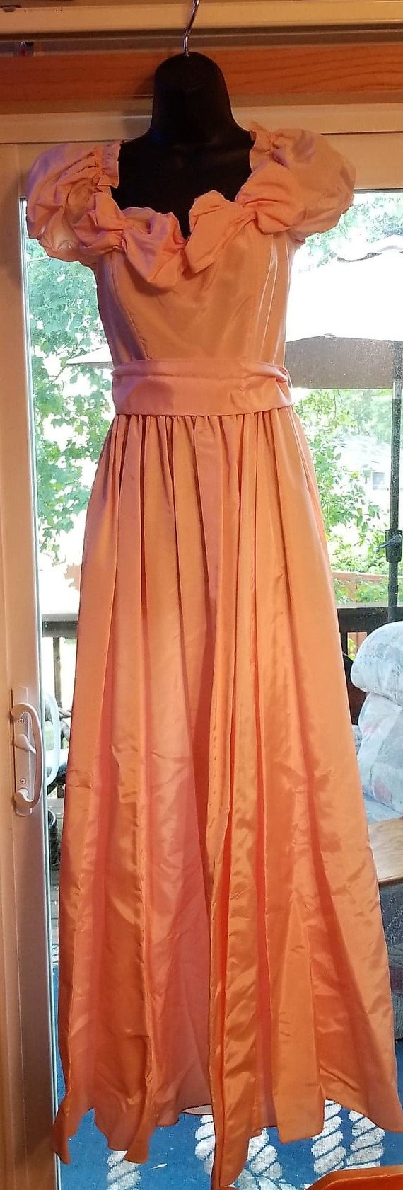 1980s vintage Gunne Sax Romantic Renaissance pink