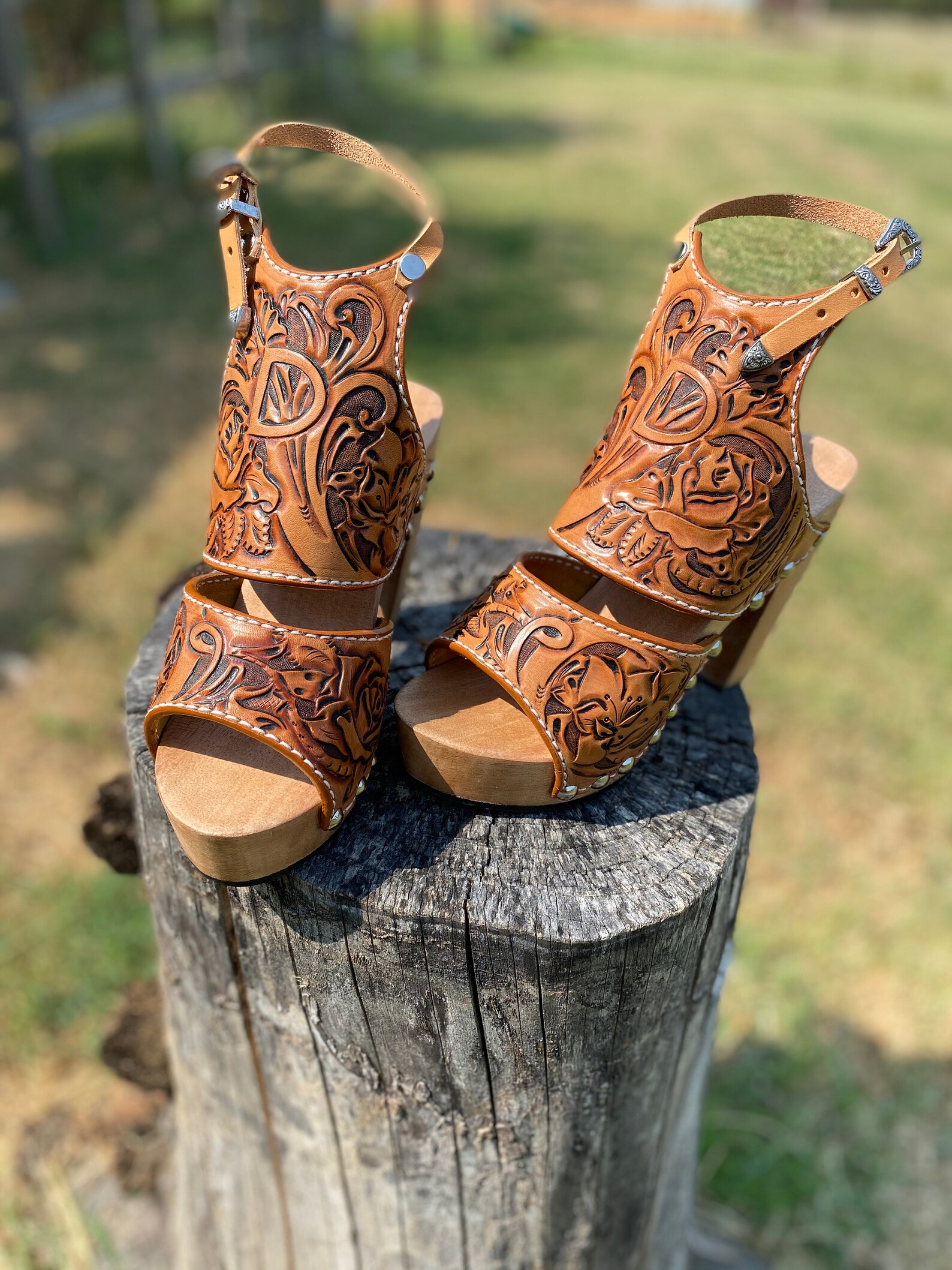 Embossed Leather Heels with Special Designed Heels