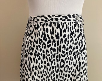 1990's Vintage Mini Linen Front Wrap Skirt/Black and White Animal Print/Kenar/Made in Hong Kong