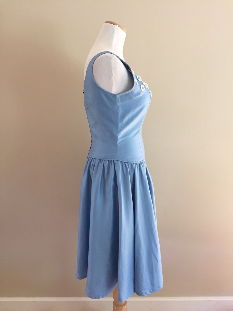 1950's Vintage Blue Cotton Sundress/Sweetheart Neckline/Appliqued image 8