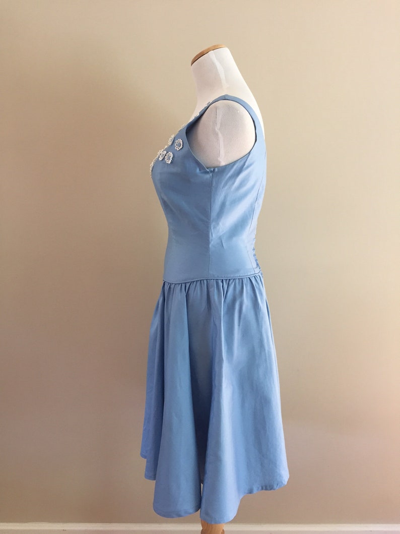 1950's Vintage Blue Cotton Sundress/Sweetheart Neckline/Appliqued image 6