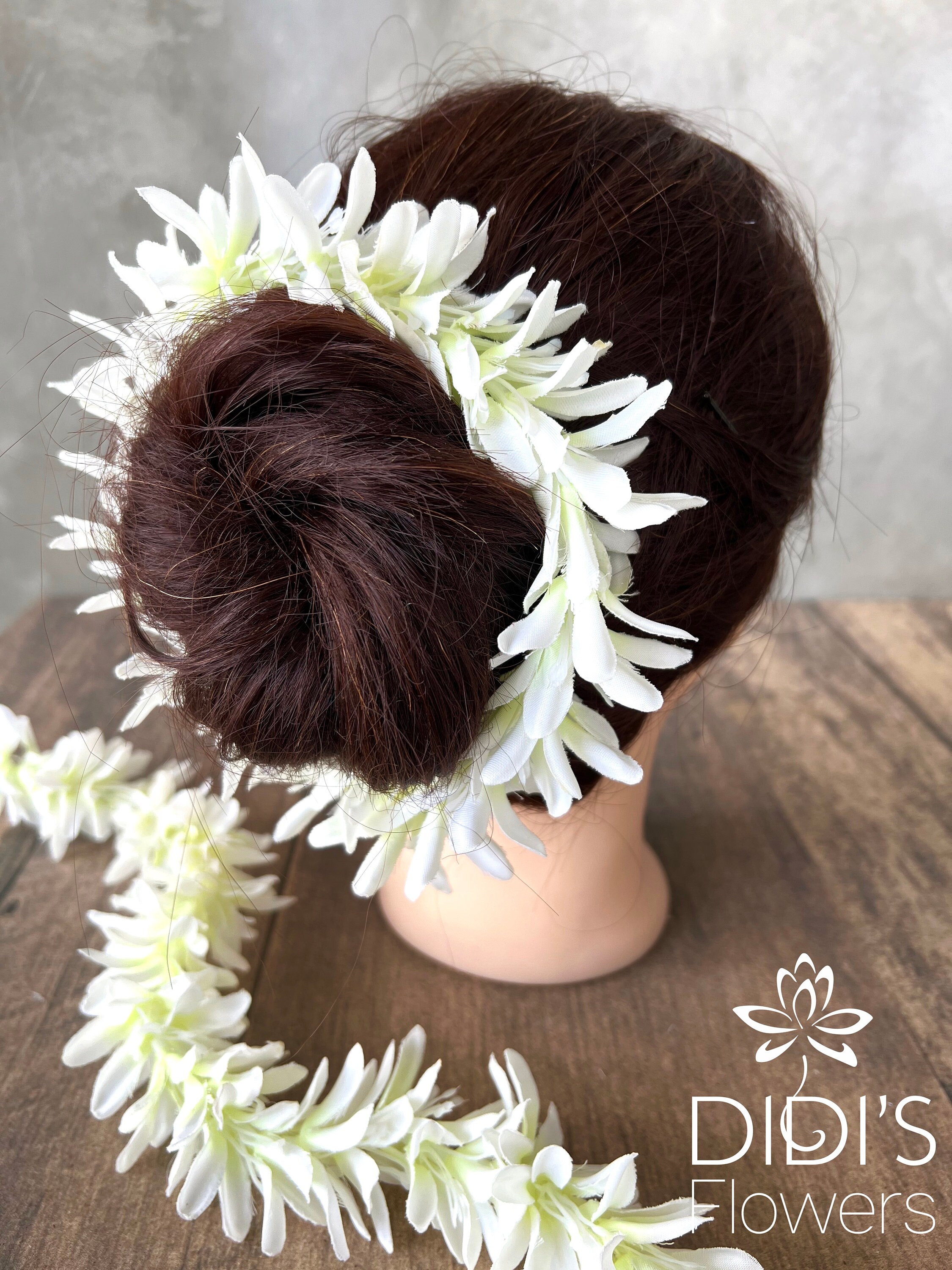BHLDN GAIOS White Floral Hair Accessory Ivory and Co Golden Bloom Crystal and Pearl Floral Crescent  main image 4