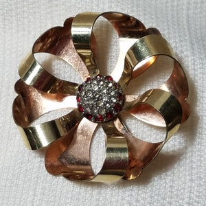 Vintage Rose Gold Tone Gold Costume Jewelry Pin