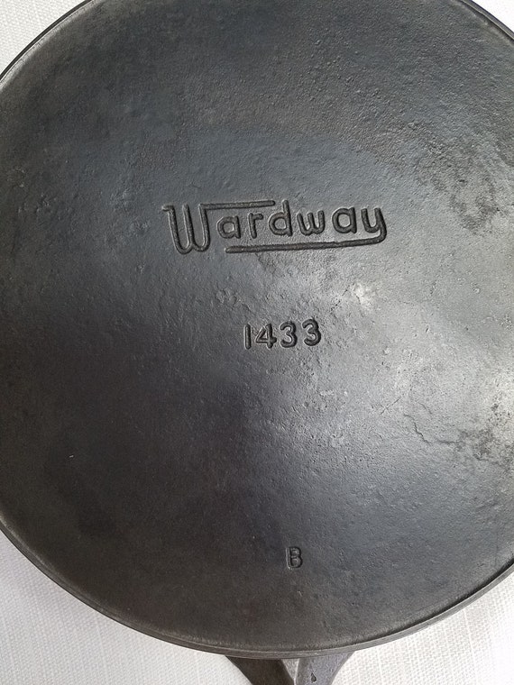 Cast Iron Flat Pan – Jami Ray Vintage