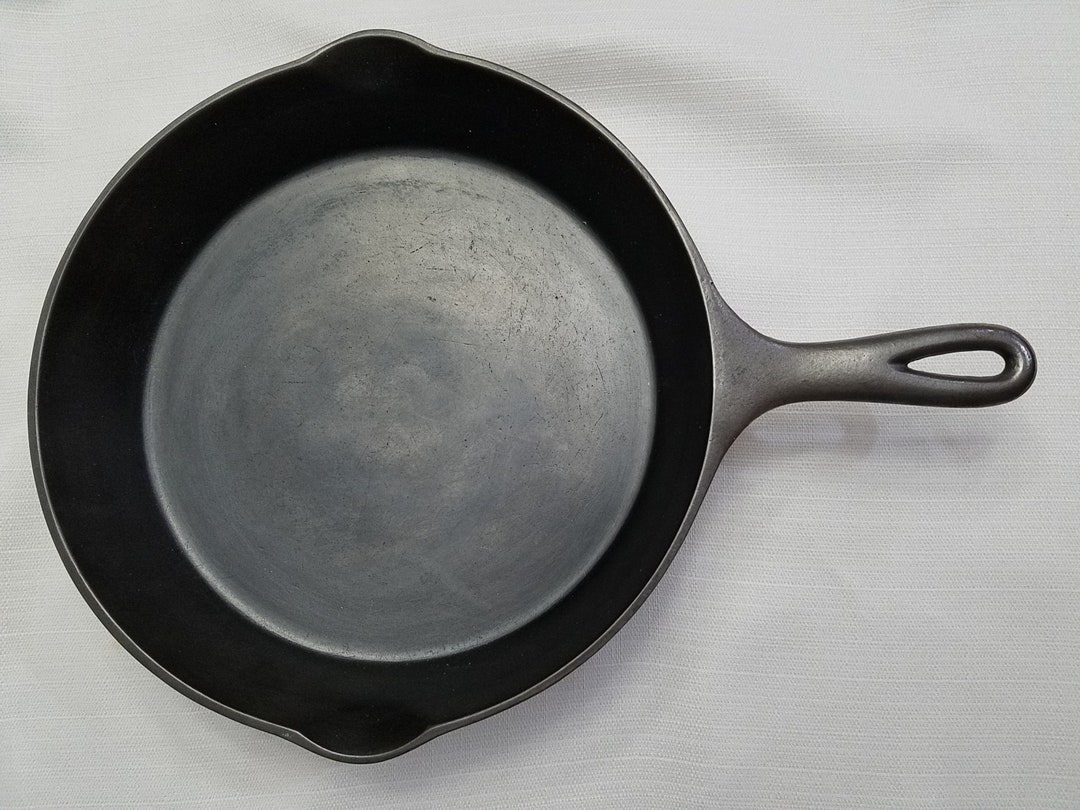 Vintage Wardway 1433 by Wagner Cast Iron Skillet With Heat Ring Etsy