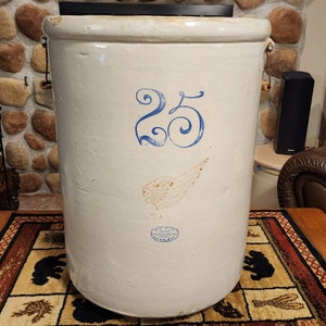 Red Wing 25 Gallon Crock Large Wing Cobalt Blue Handles  Circa 1920s to 1930