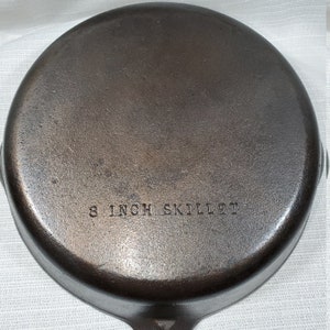 Wagner #5 Unmarked Cast Iron Skillet Fry Pan Refurbished Country Rustic Kitchen Cookware