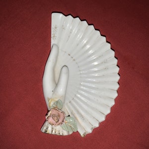 Vintage 1950s Hand Figurine Ash Tray Hand Shaped Dish Mid Century Vanity Tray Hand Fan Ashtray