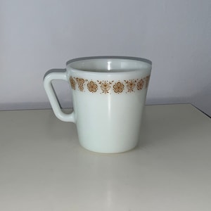 Vintage Pyrex Corning Butterfly Gold Yellow Milkglass Mug Milk Glass Mid Century 1960s Corningware