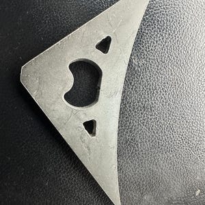 5&quot; Bottle Opener Gusset, 90Degree, 1/4&quot; Steel Weld Bracket