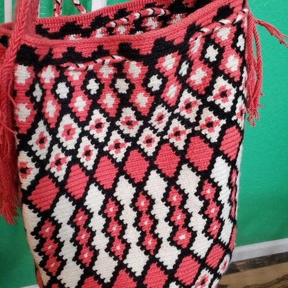 Boho Pink/ Black/White Woven Cross Body Bucket Bag - image 5