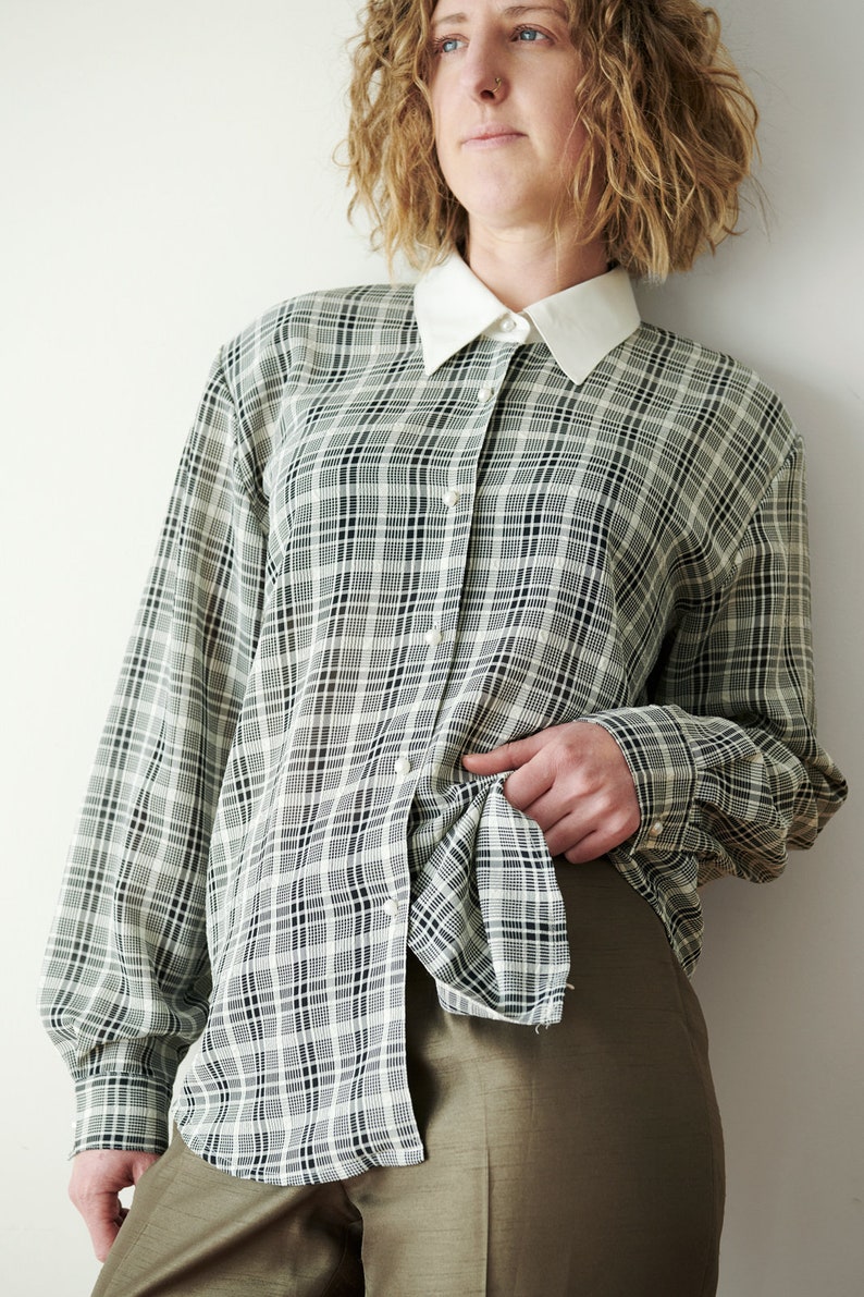 Pearl button long sleeve blouse/ B&W tartan shirt/ vintage | Etsy