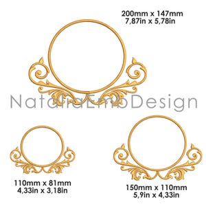 Puede incluir: Tres diseños de bordado dorado de marcos ornamentados con aberturas circulares. Los marcos miden 200 mm por 147 mm, 150 mm por 110 mm y 110 mm por 81 mm.