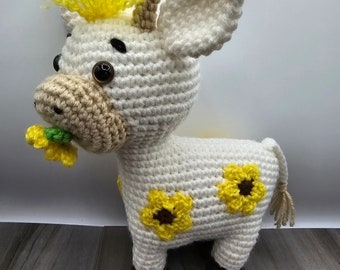 Crochet Daisy Cow