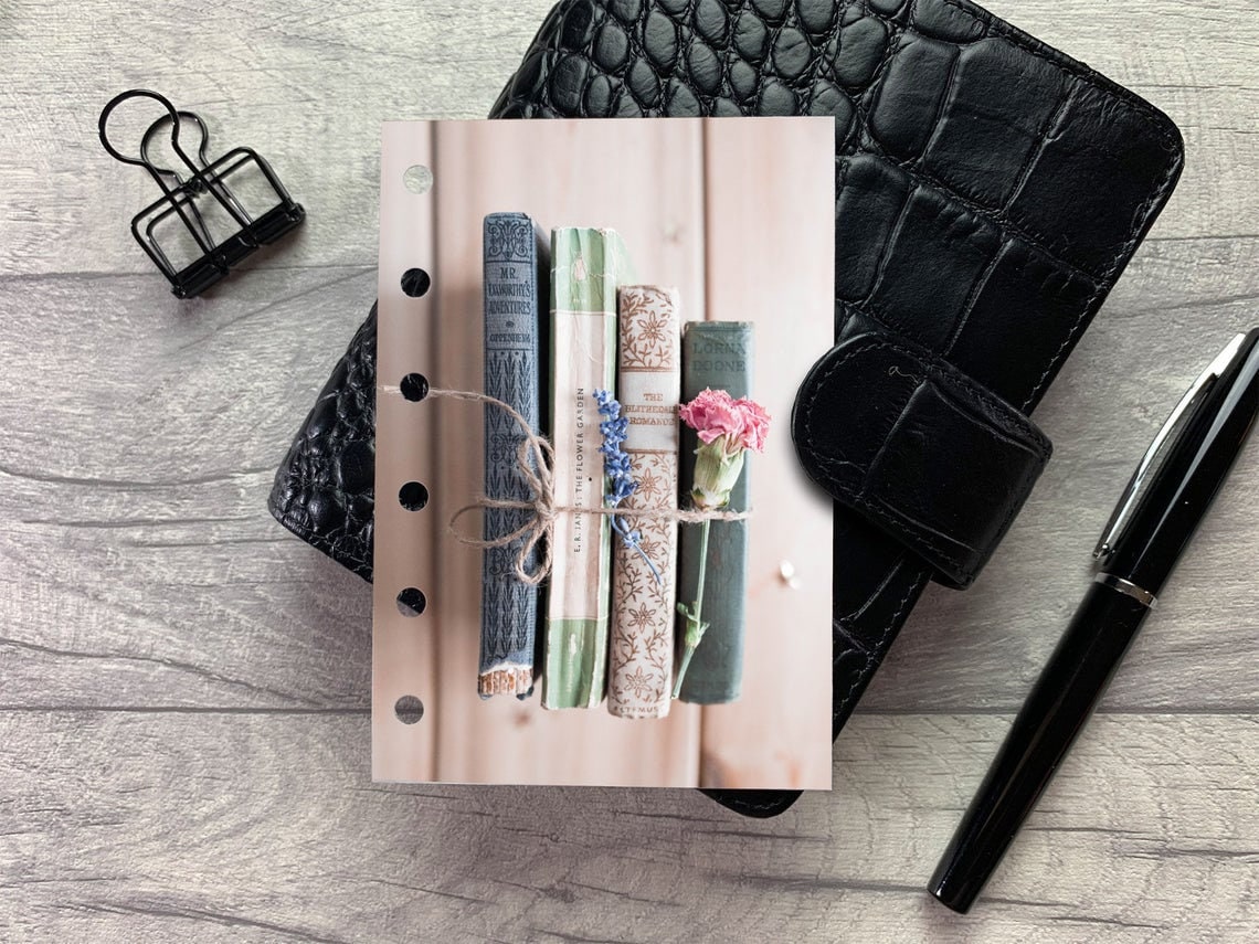 Vintage Books & Flowers - Reading Dashboard - Fits A5, B6, Personal W…