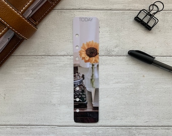 Photo Page Marker - Typewriter and Sunflower - Choose A5, B6, Personal Wide, Personal, A6, Pocket, Mini - Add Custom Text - Planner Bookmark