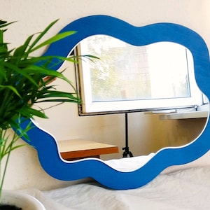 Espelho decorativo para quarto de bebê em formato de nuvem, Espelho ondulado azul marinho, Espelho assimétrico, Espelho irregular, Espelho de penteadeira para menina