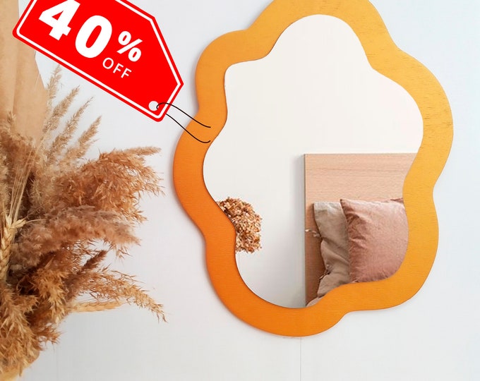 Gold oval wavy wall mirror, Wooden irregular decorative mirror, Gold wavy mirror