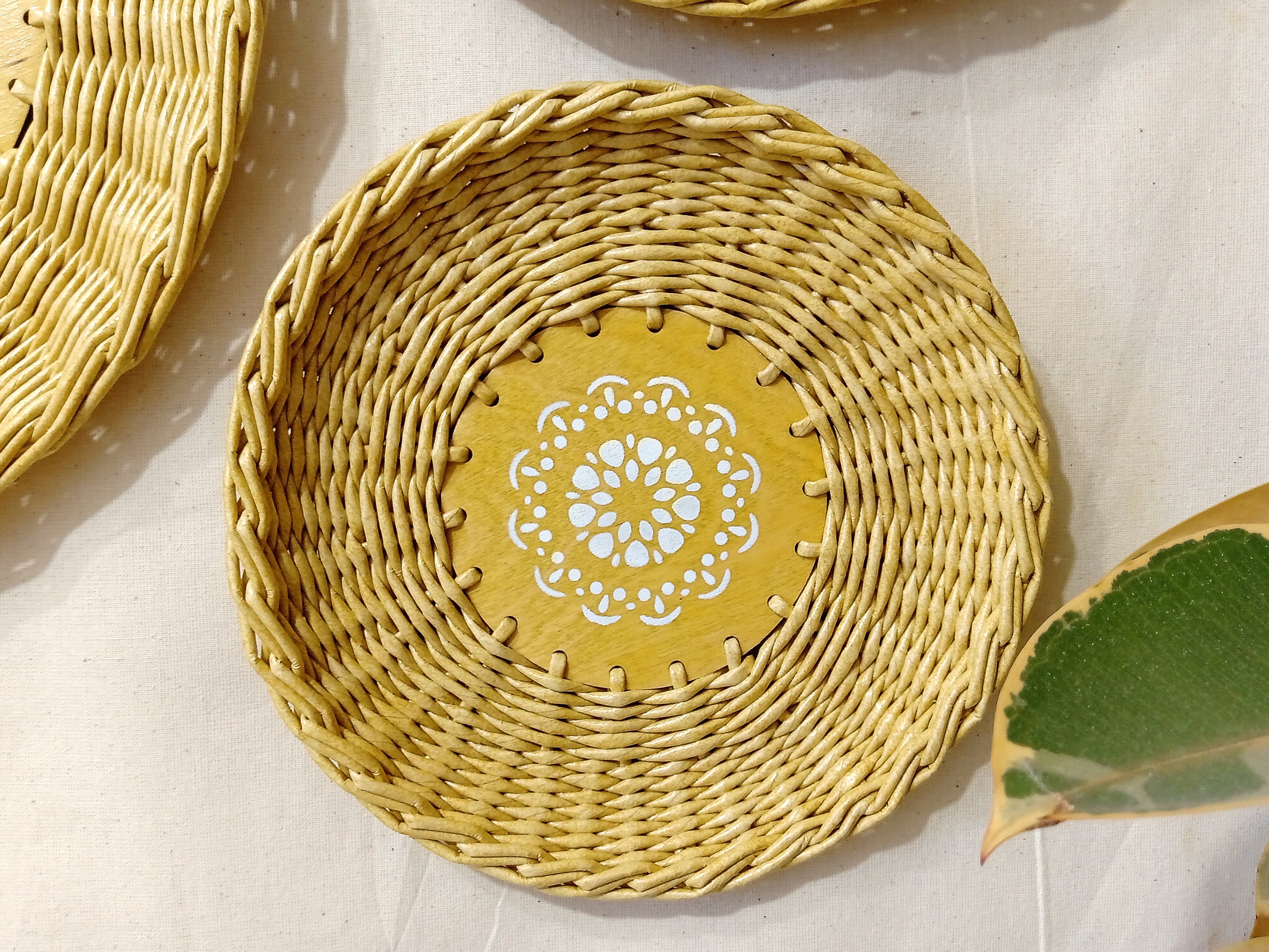 Wall basket set of 3 Wicker wall basket Floral woven basket Etsy