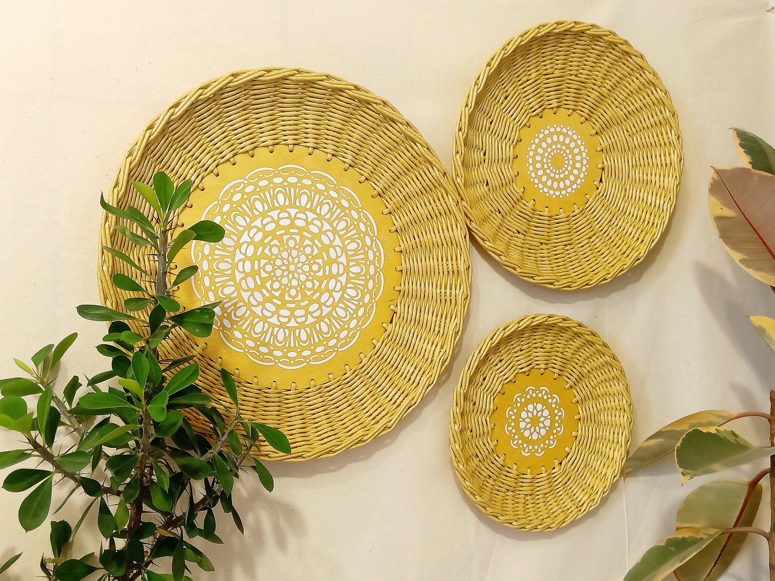 Wall basket set of 3 Wicker wall basket Floral woven basket Etsy