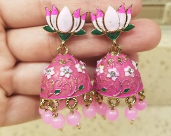 Boucles d'oreilles Kundan Meenakari Lotus avec perles roses & perles et cristaux CZ/Boucles d'oreilles Meenakari/Bijoux Lotus/Bollywood/Bijoux indiens