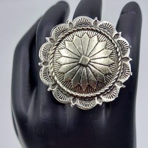 Silver Oxidized ring/Ethnic ring/Bollywood/Indian Jewelry/Pakistani Jewelry/Big ring/Arabic hand jewelry/German silver/Adjustable ring
