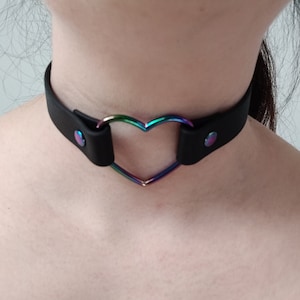 Black Rainbow Heart Ring Choker: Vegan Friendly, Press Stud Closure