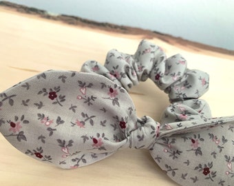 Light dusty sage green hair bow scrunchie for ponytail messy bun top knot braid hair scarf