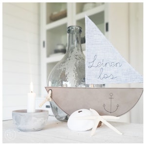 sailboat flower pin