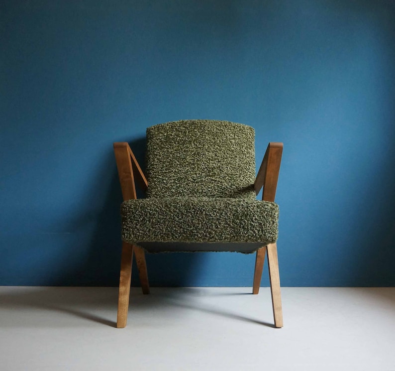 Vintage Armchair from Mid Century, Green Boucle, Restored image 2