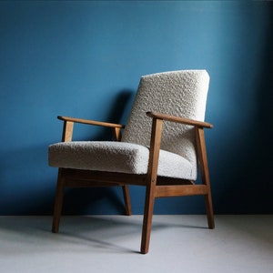 Fauteuil vintage Mid Century, bouclé beige, restauré image 8