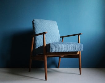 Vintage fauteuil uit het midden van de eeuw, gestreept blauw fluweel, gerestaureerd