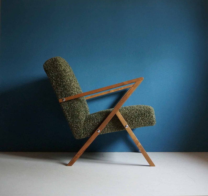 Vintage Armchair from Mid Century, Green Boucle, Restored image 3