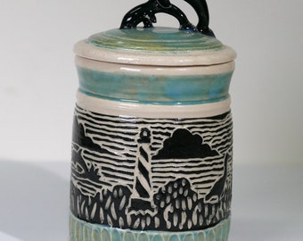 Keramische pot met deksel van Beechwood Pottery, Youngsville, NC