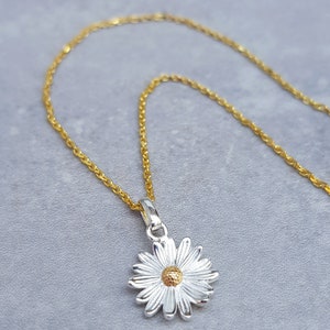 Daisy Necklace April Birth Flower Necklace Silver Daisy April Birth Flower Jewellery April Birthday Gift Silver Necklace Gold Plated Silver