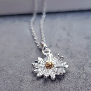 Daisy Necklace April Birth Flower Necklace Silver Daisy April Birth Flower Jewellery April Birthday Gift Silver Necklace image 3