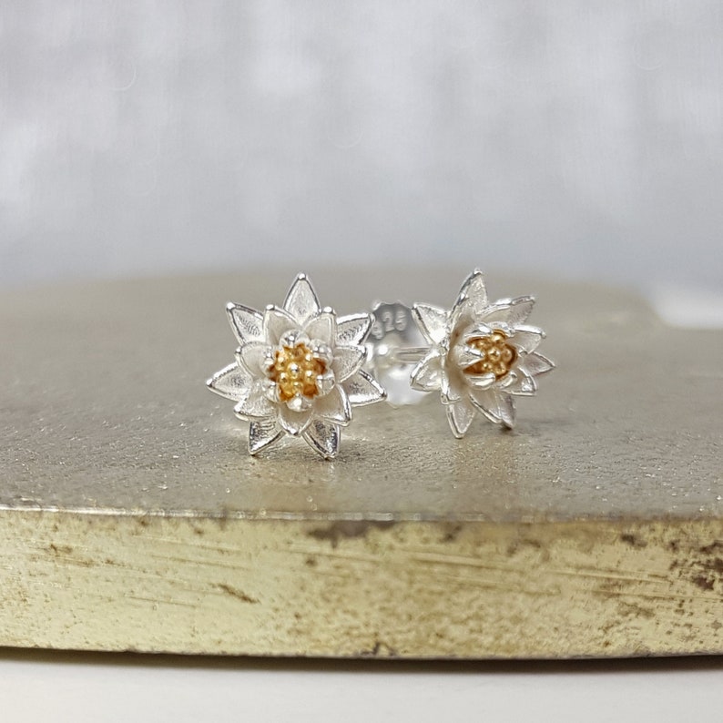 Water Lily Silver Earrings July Birth Flower Earrings July Etsy UK
