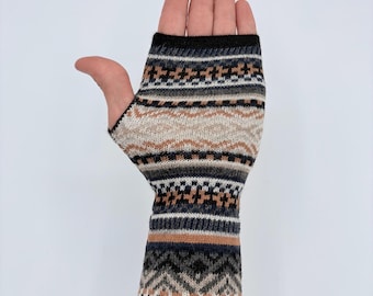 100% Baby Alpaca Wrist Warmers (Funky)