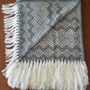 Alpaca Gray Diamond Blanket 100%