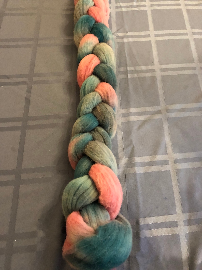 Merino wool roving handdyed in rose pink and teal green 4.3 ounces