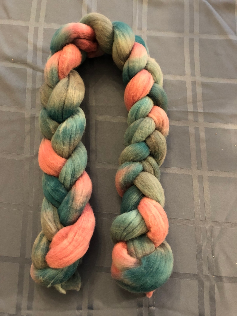 Merino wool roving handdyed in rose pink and teal green 4.3 ounces