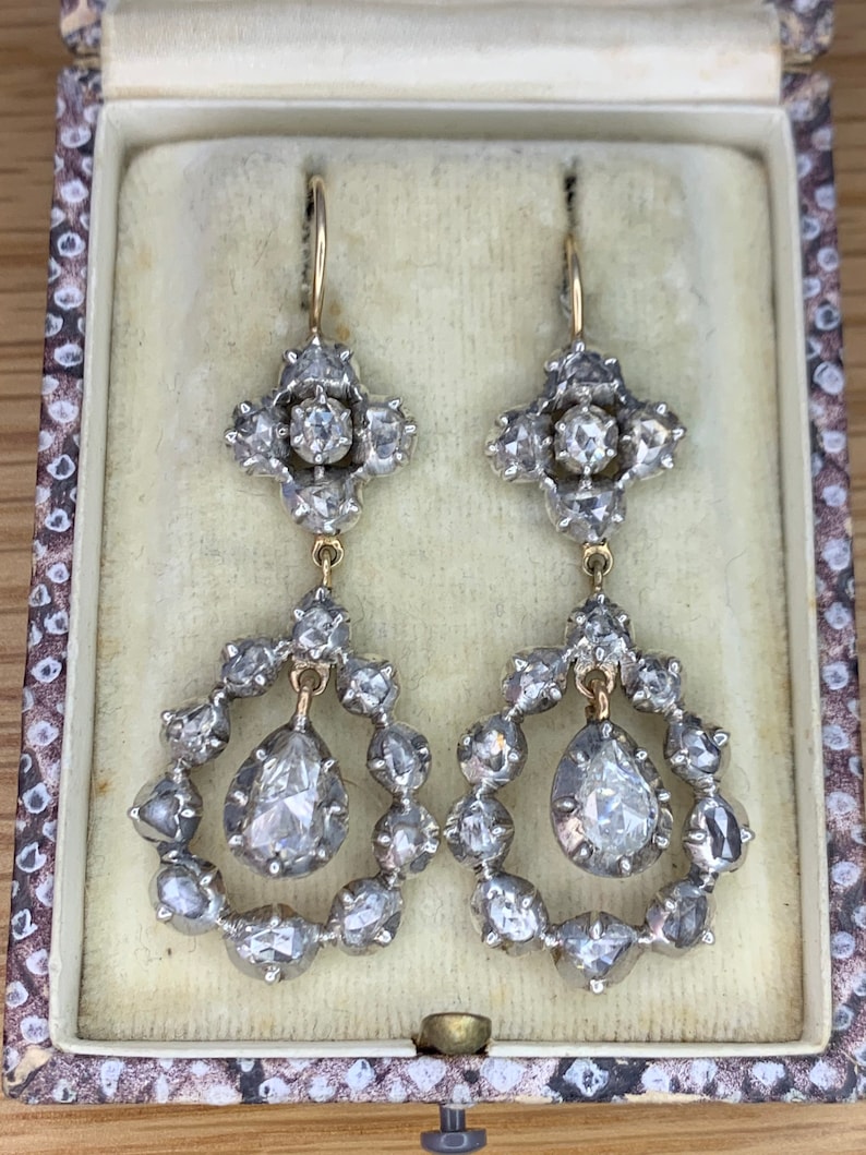 Georgiska örhängen med 4 karat rosenslipade diamanter, cirka 1800-talet bild 1
