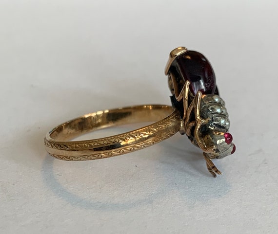 An Impressive Garnet, Ruby & Pearl Bug Ring Circa… - image 8