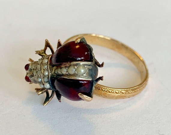 An Impressive Garnet, Ruby & Pearl Bug Ring Circa… - image 5