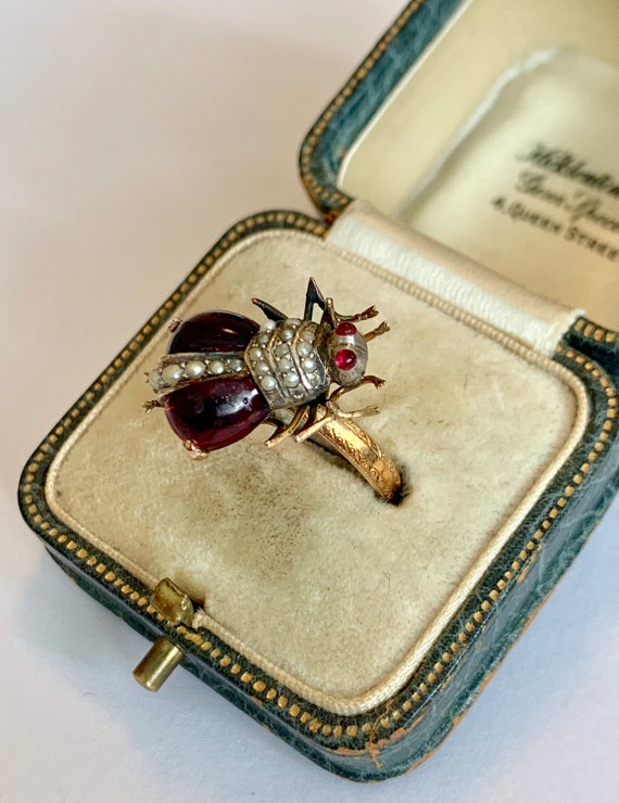 An Impressive Garnet, Ruby & Pearl Bug Ring Circa… - image 3