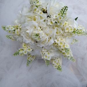 Off-White and Cream Bridal Bouquet, Church Wedding, Garden Wedding, Civil Ceremony, Beach Wedding, Bridal Party