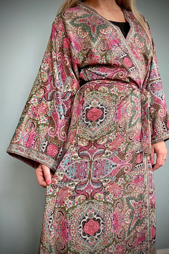 Buy Poppy Silk Dressing Gown Online in India - Etsy