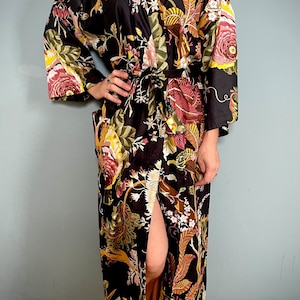 Kimono Robe, Dressing Gown Women, Cotton Robe, Cotton Kimono, Brides Robe, Black Kimono, Plus Robe, Black Flowers, Plus Kimono, Gift for Her
