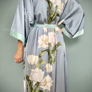 Kimono Robe, Bridal Gown, Oriental Robe, Dressing Gown, Vintage Style, Boho, Bridesmaid Robe, Silver Grey, Magnolia, Satin Kimono Robe
